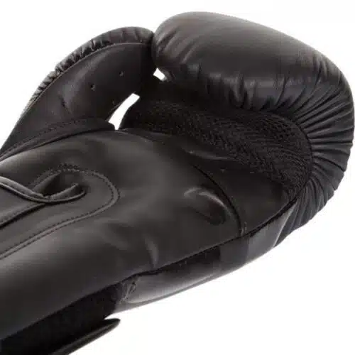 Venum Elite bokshandschoen zwart