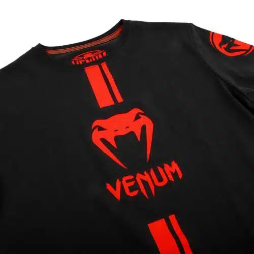 Venum logo shirt