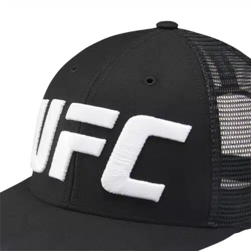 UFC Trucker pet