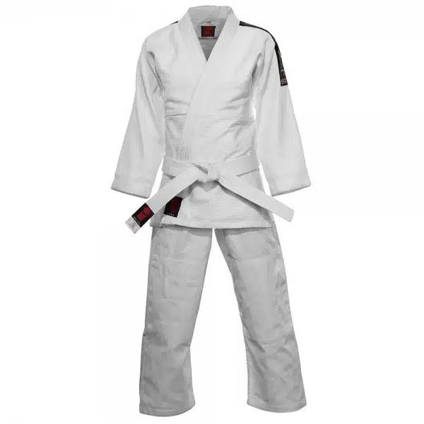Essimo judopak koka met schouderembleem