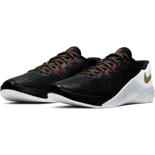 Nike metcon 5 zwart/goud