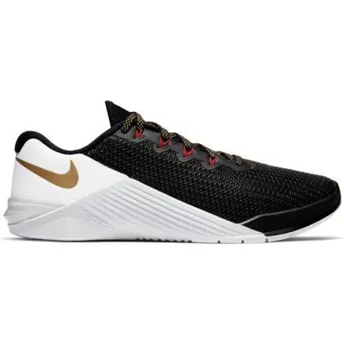 Nike metcon 5 zwart/goud