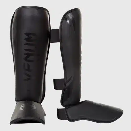Venum scheenbeschermers challenger black/matte
