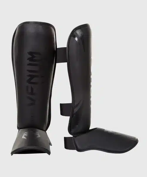 Venum scheenbeschermers challenger black/matte