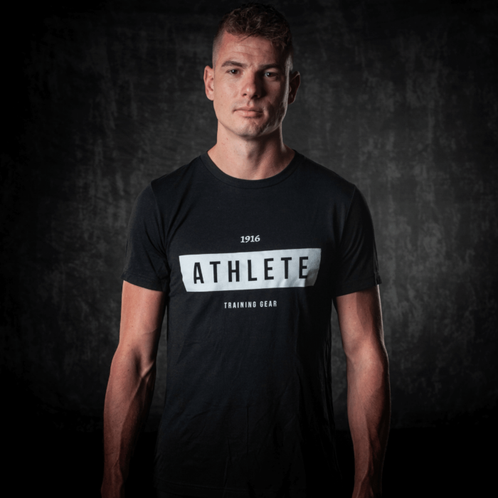 1916 athlete shirt zwart