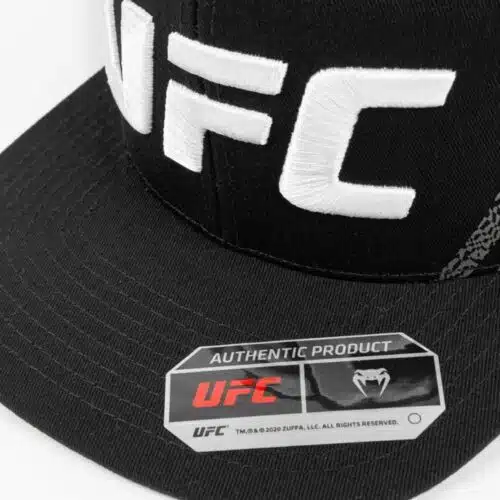 UFC VENUM AUTHENTIC FIGHT NIGHT UNISEX WALKOUT PET - ZWART