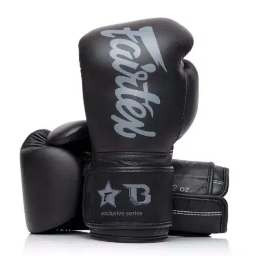 Fairtex x booster bokshandschoen zwart/grijs