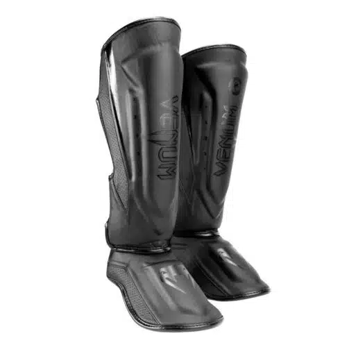 Venum scheenbeschermer elite evo black