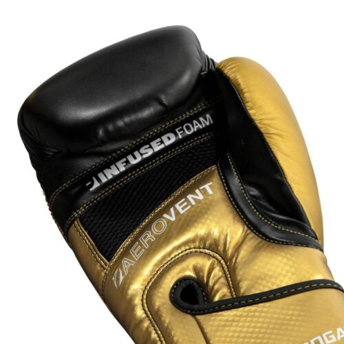 Title boxing bokshandschoenen infused foam goud