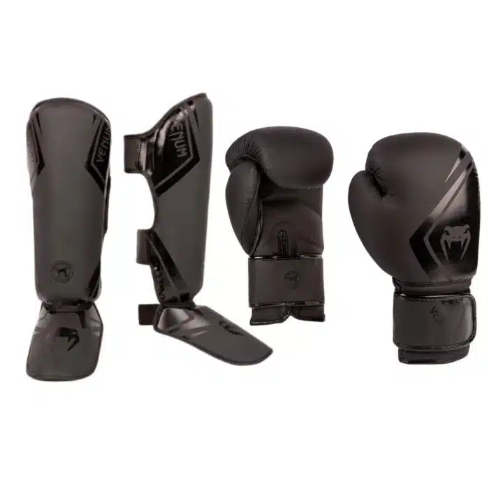 Venum kickboks set contender 2.0