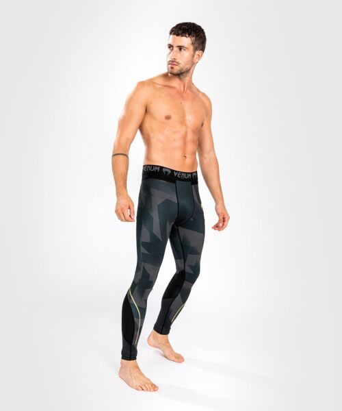 Venum spats razor zwart goud