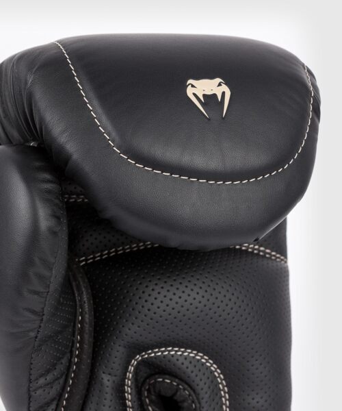 Venum bokshandschoenen impact evo zwart