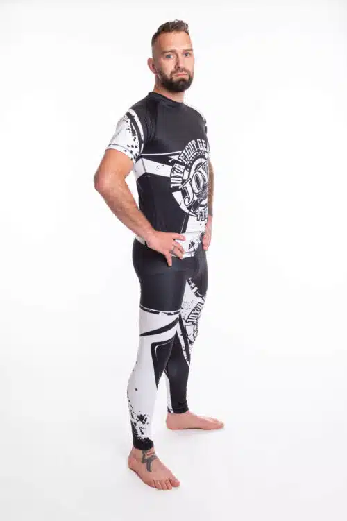 Joya spats predator