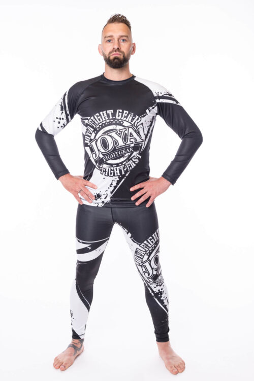 Joya spats predator