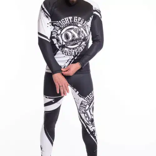 Joya spats predator