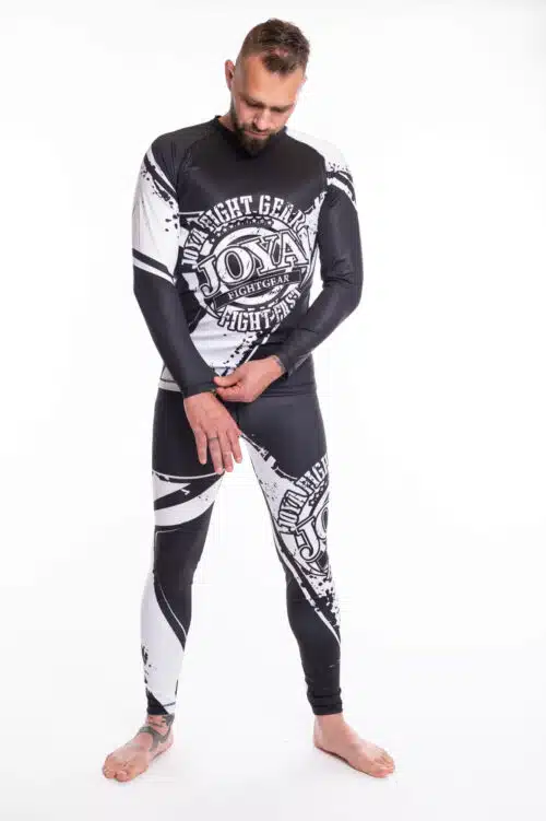 Joya spats predator