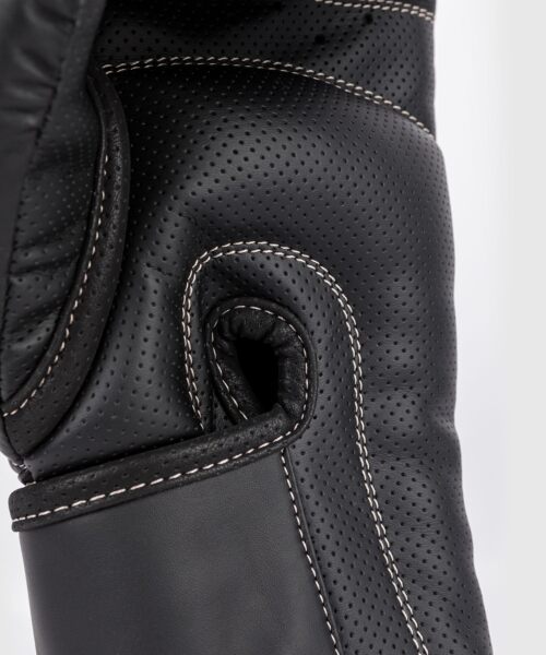 Venum bokshandschoenen impact evo zwart