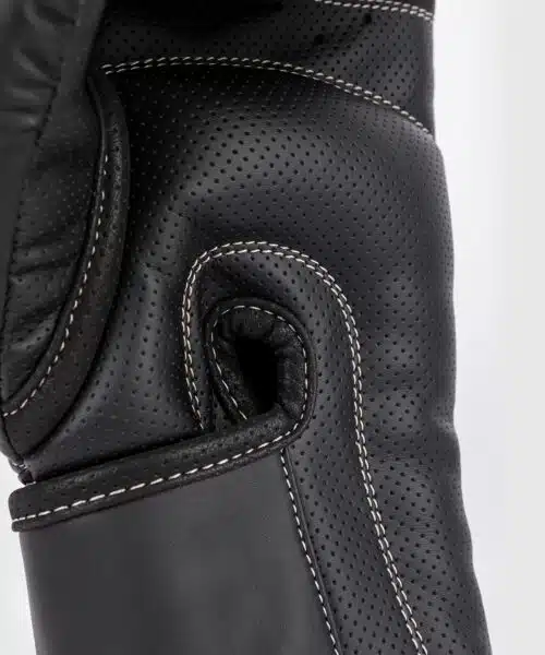 Venum bokshandschoenen impact evo zwart