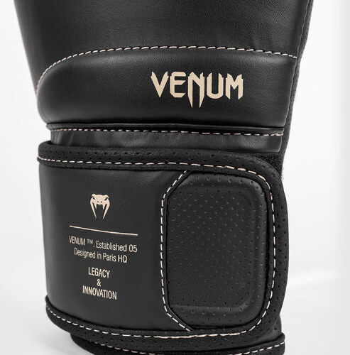 Venum bokshandschoenen impact evo zwart