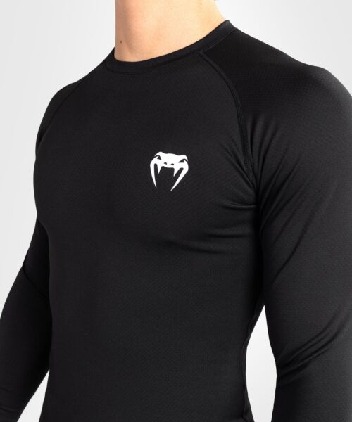 Venum contender rashguard long sleeve black/white