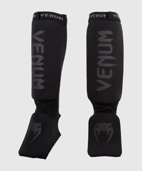 Venum scheenbeschermers kontact black