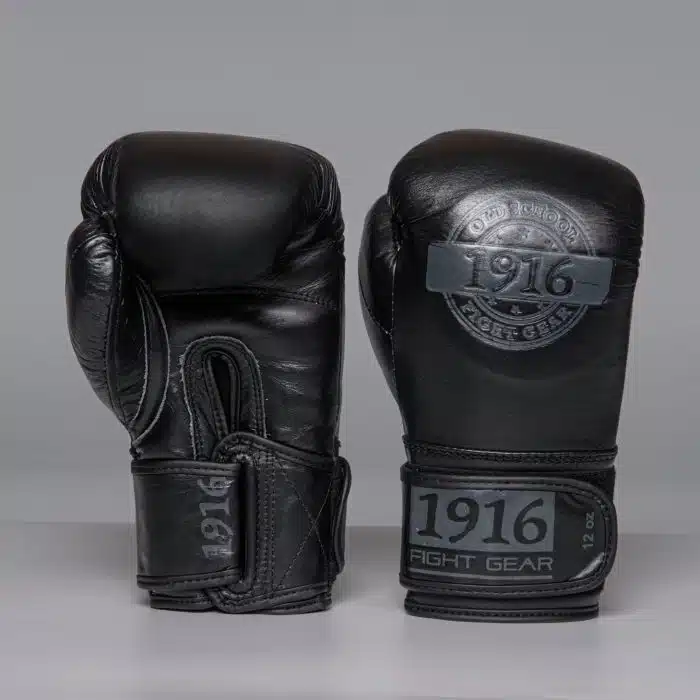 1916 Fight Gear Bokshandschoen Legend Zwart