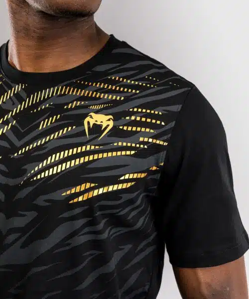 UFC Fusion by Venum Replica Korte Mouwen T-shirt voor Heren - Champion