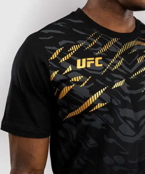 UFC Fusion by Venum Replica Korte Mouwen T-shirt voor Heren - Champion