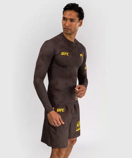 UFC Fusion by Venum Fight Week Performance Rashguard met Lange Mouwen voor Heren - Earthen Brown
