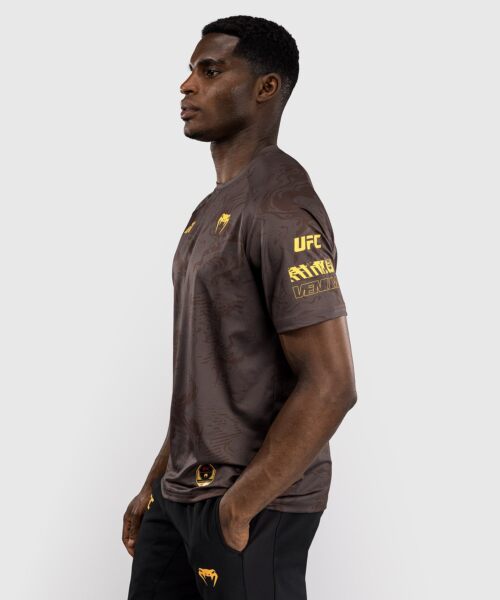 UFC Fusion by Venum Fight Week Dry-Tech T-shirt voor Heren - Earthen Brown