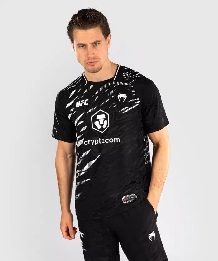 UFC Fusion by Venum Authentic Fight Night Exit T-shirt voor Heren - Zwart