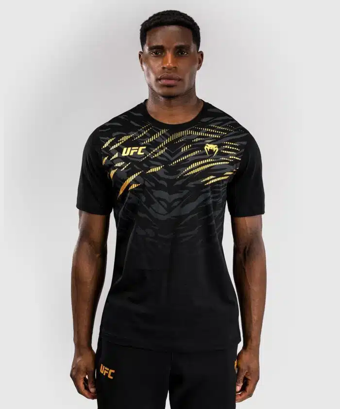 UFC Fusion by Venum Replica Korte Mouwen T-shirt voor Heren - Champion