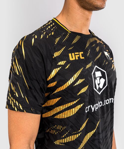 UFC Fusion by Venum Authentic Fight Night Exit T-shirt voor Heren - Champion