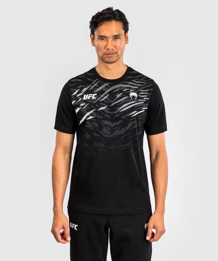 UFC Fusion by Venum Replica Korte Mouwen T-shirt voor Heren - Zwart