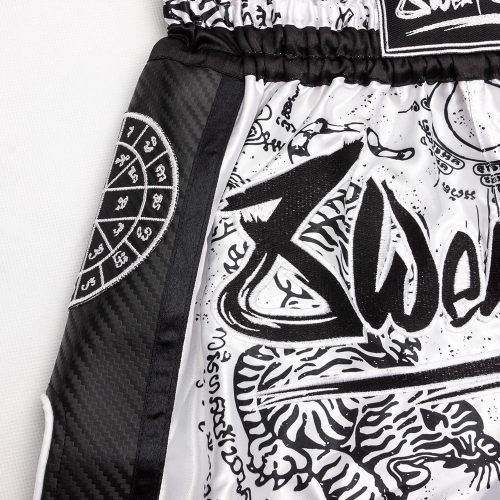 8weapons Kickboksbroek Carbon Sak Yant Tigers White
