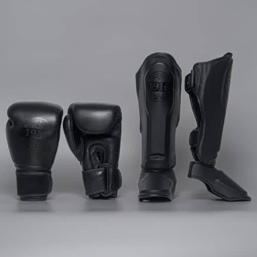 1916 Fight Gear Kickboks Set Ultimate Black