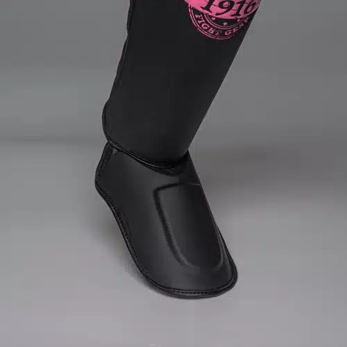 1916 Fight Gear Scheenbeschermer Legend Advanced Black/Pink