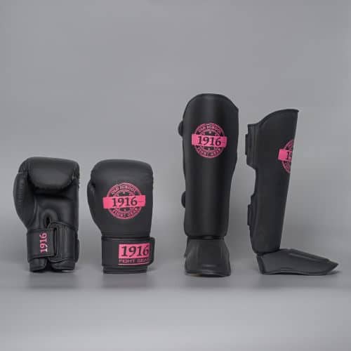 1916 Fight Gear Kickboks Set Legend Pu Special Black/Pink