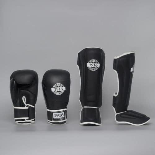 1916 Fight Gear Kickboks Set Legacy X Black/White