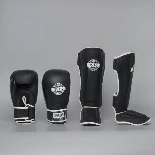 1916 Fight Gear Kickboks Set Legacy X Black/White