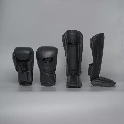 1916 Fight Gear Kickboks Set Legacy X Black