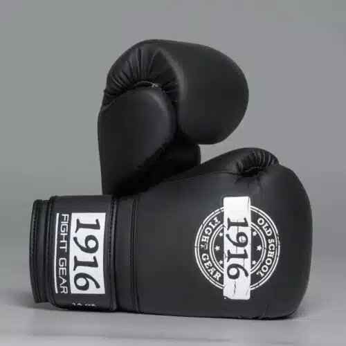 1916 Fight Gear Bokshandschoen Legend Pu Zwart/Wit