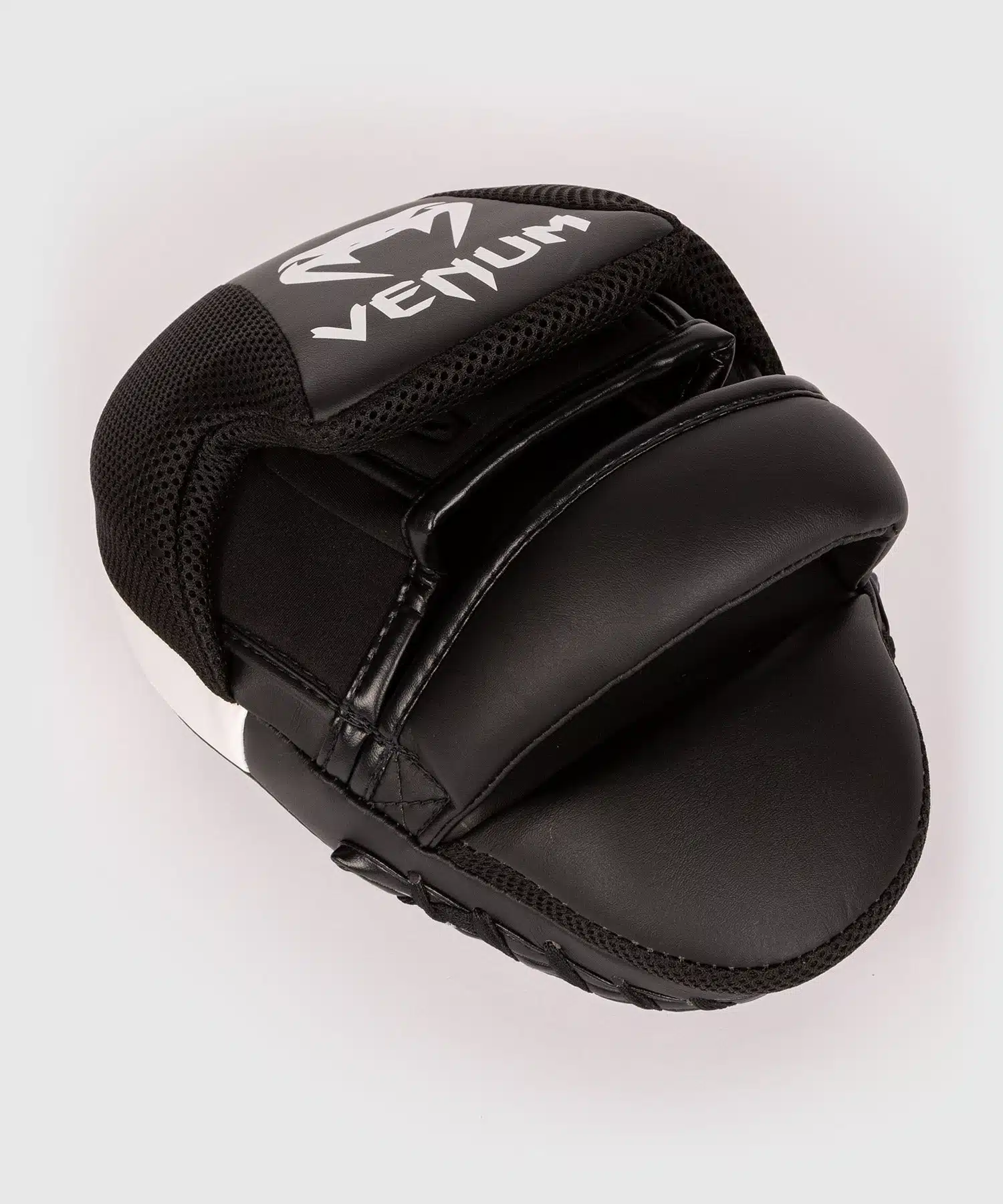 venum cellular 3.0 ounch mitts