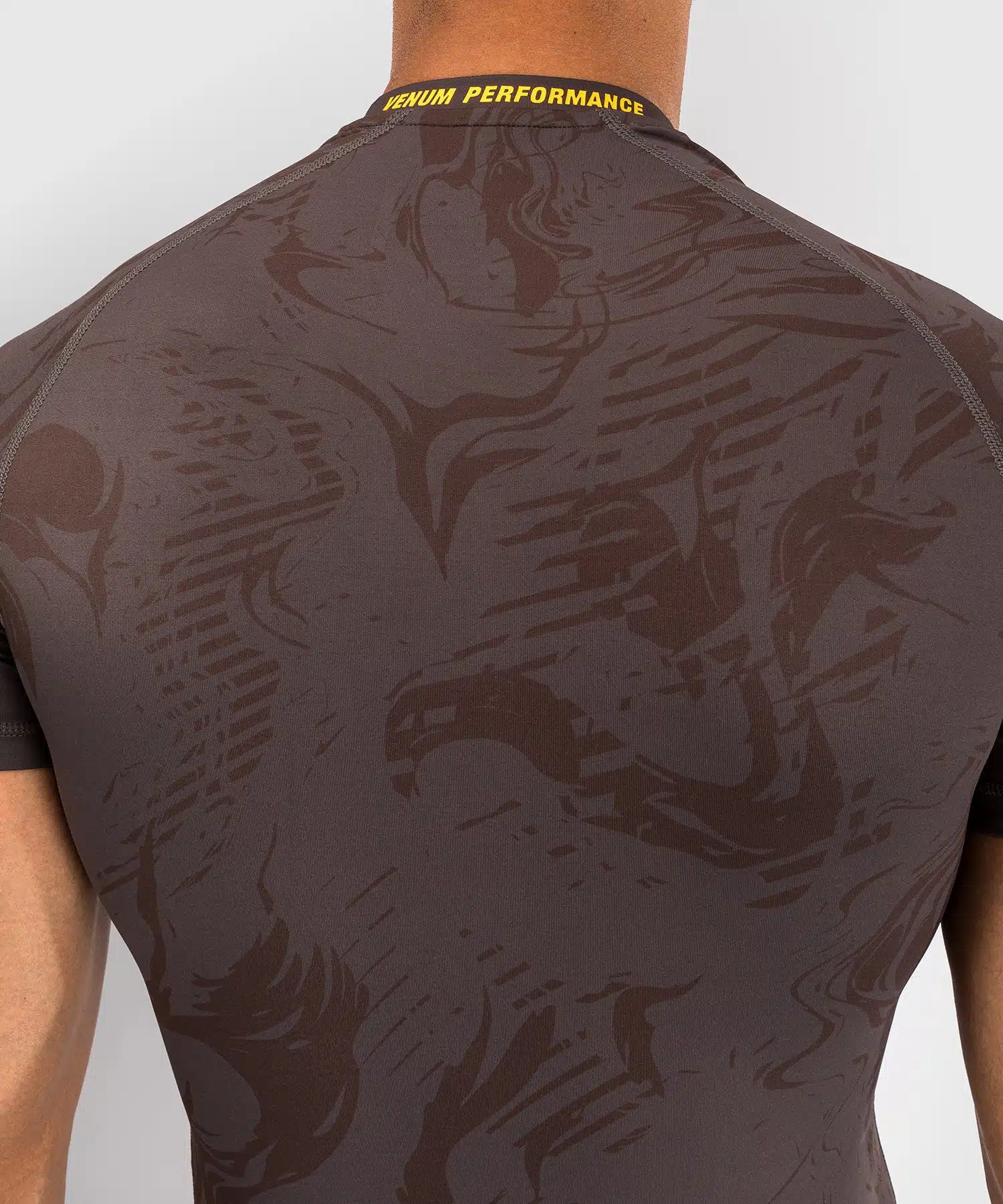UFC Venum Performance Rashguard Korte Mouwen Dark Brown