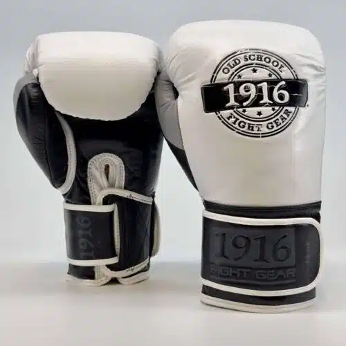 1916 fight gear bokshandschoen legend wit/grijs